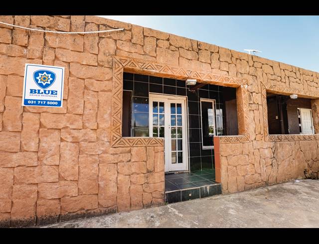 2,500M² GUESTHOUSE FOR SALE IN MORNINGSIDE